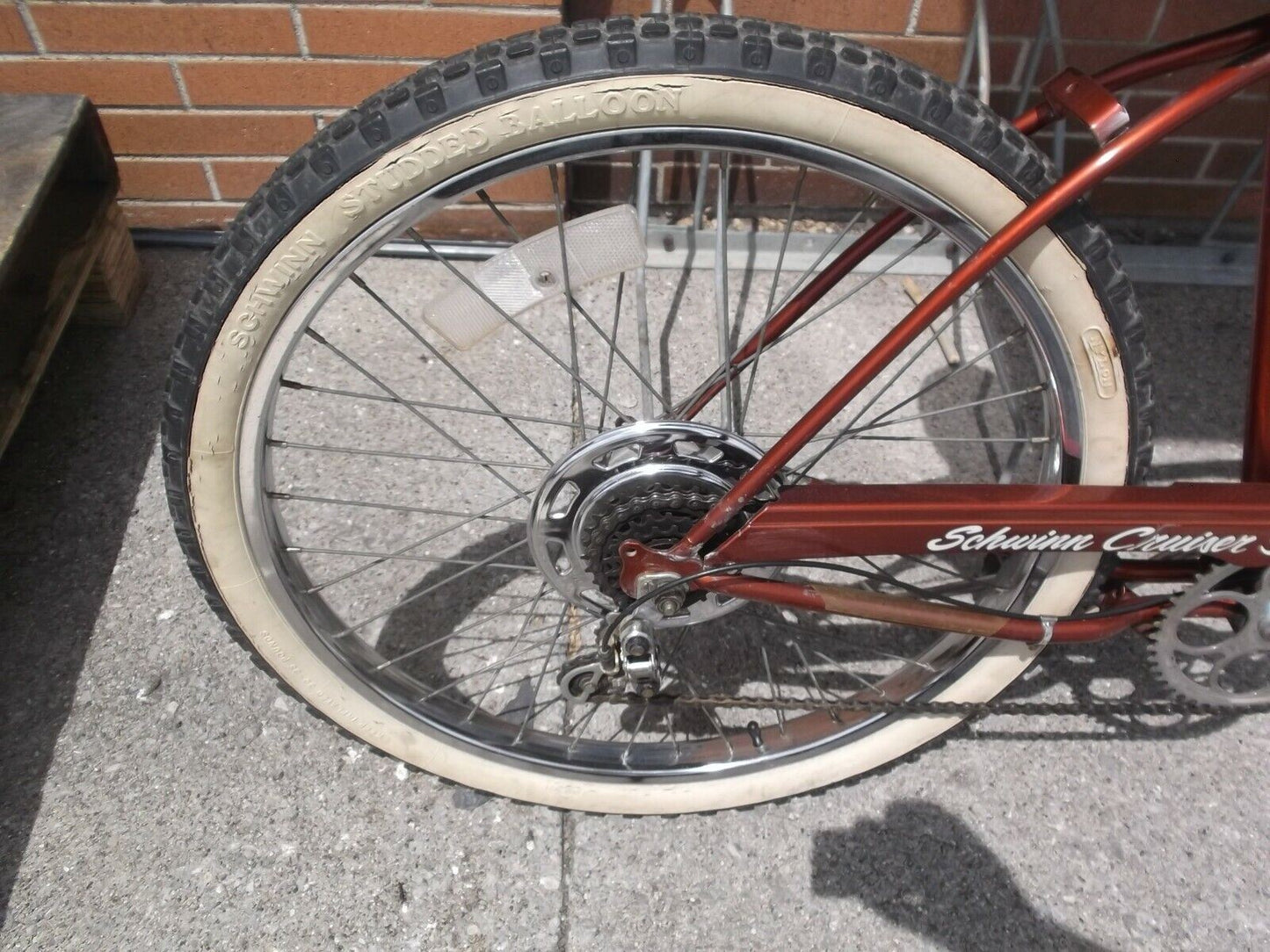 1981 Schwinn Cruiser 5 Spicy Chestnut s2 Balloon Tire Chicago Made USA Atom Drum